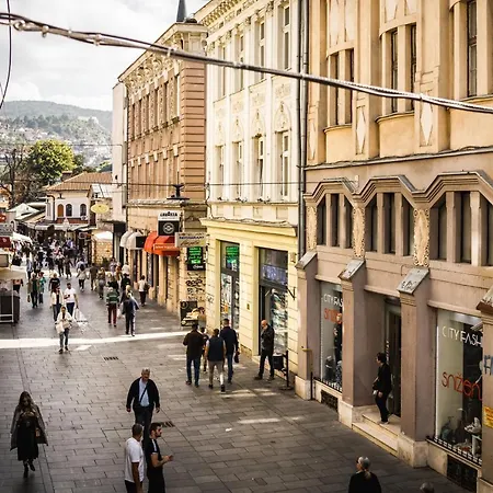 Morgan - Historijski Stari Grad Szarajevó